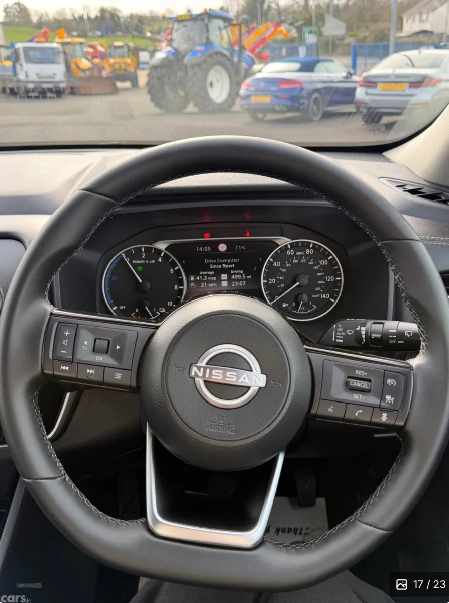 Nissan Qashqai SUV, Petrol Hybrid, 2023, Red