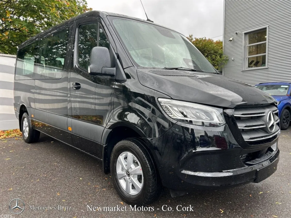 Mercedes-Benz Sprinter MPV, Diesel, 2026, Black