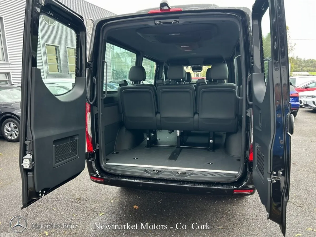 Mercedes-Benz Sprinter MPV, Diesel, 2026, Black