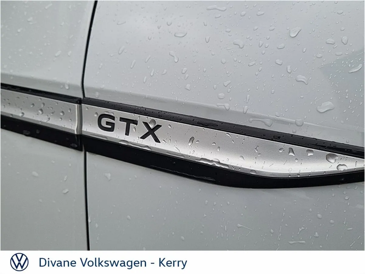 Volkswagen ID.4 SUV, Electric, 2022, White