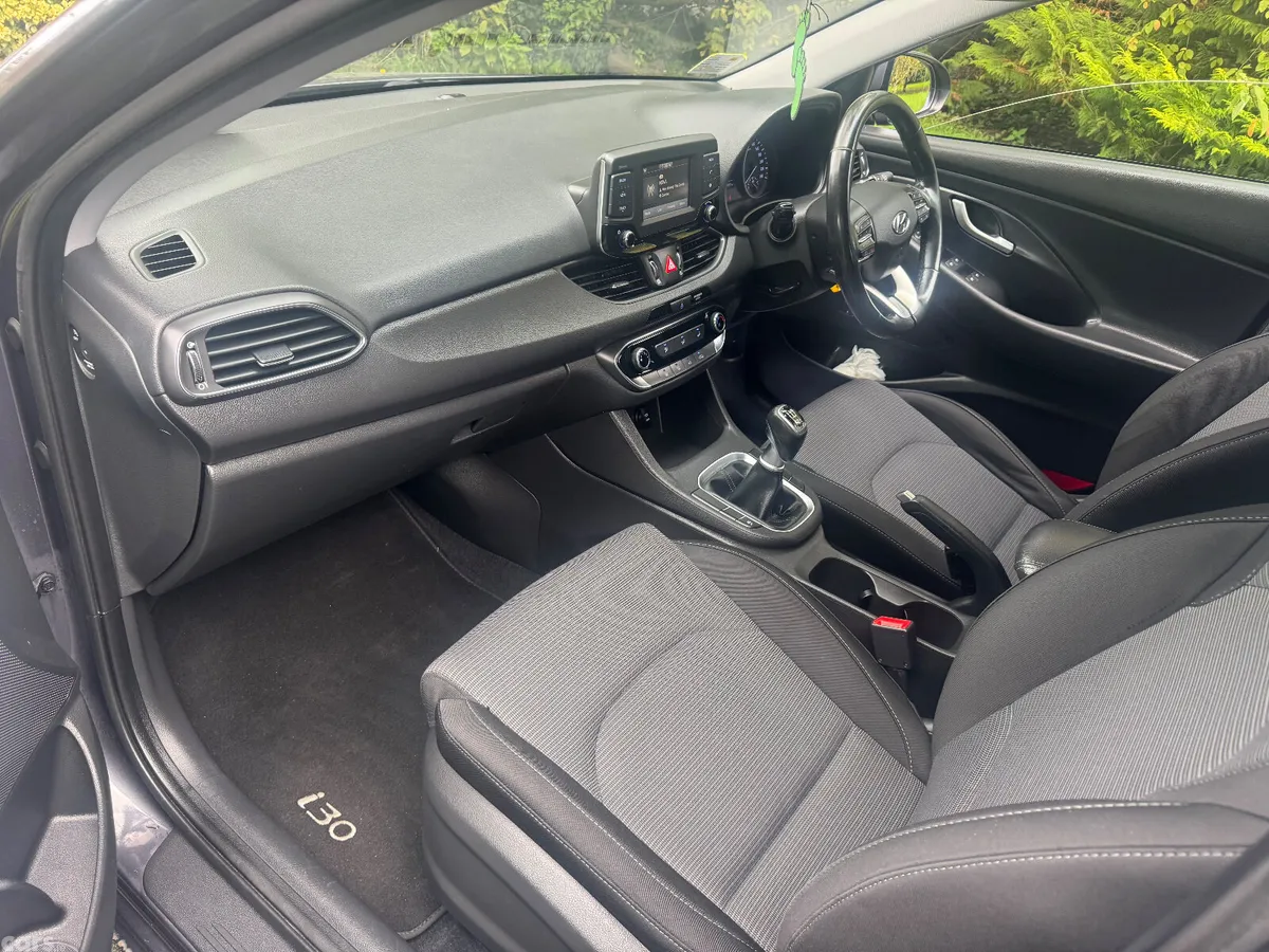 Hyundai i30 Estate, Petrol, 2018, Grey