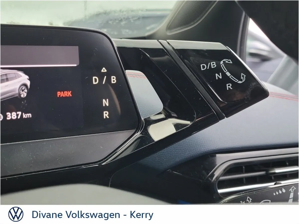 Volkswagen ID.4 SUV, Electric, 2022, White
