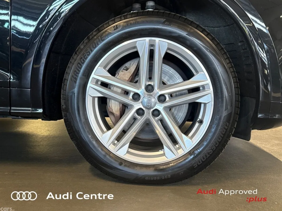 Audi Q5 SUV, Petrol Plug-in Hybrid, 2021, Black