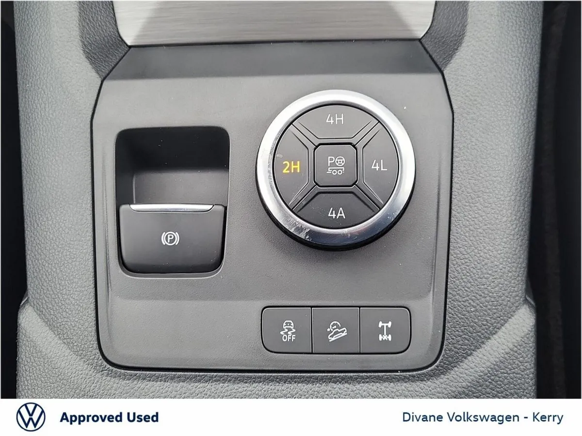 Volkswagen Amarok Pick Up, Diesel, 2027, Red