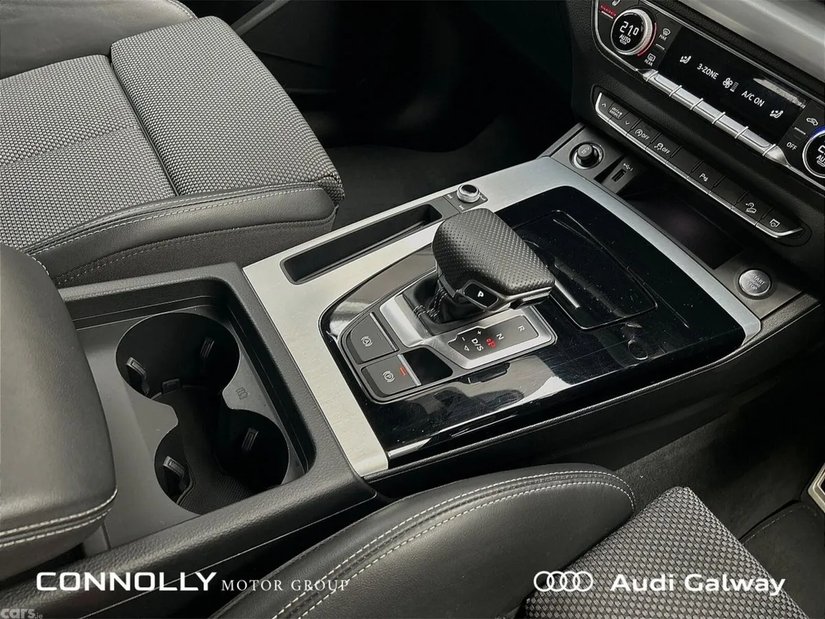 Audi Q5 SUV, Diesel, 2022, Blue