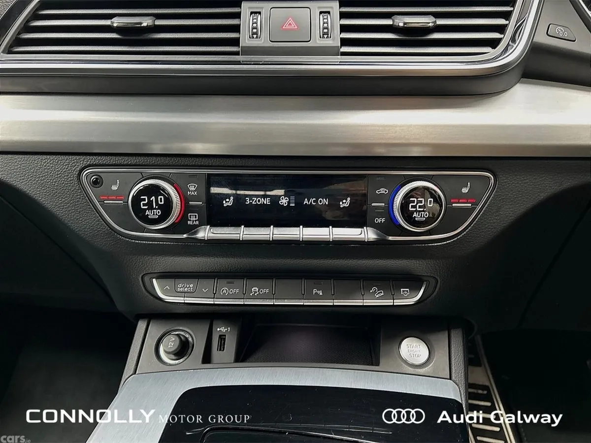 Audi Q5 SUV, Diesel, 2022, Blue