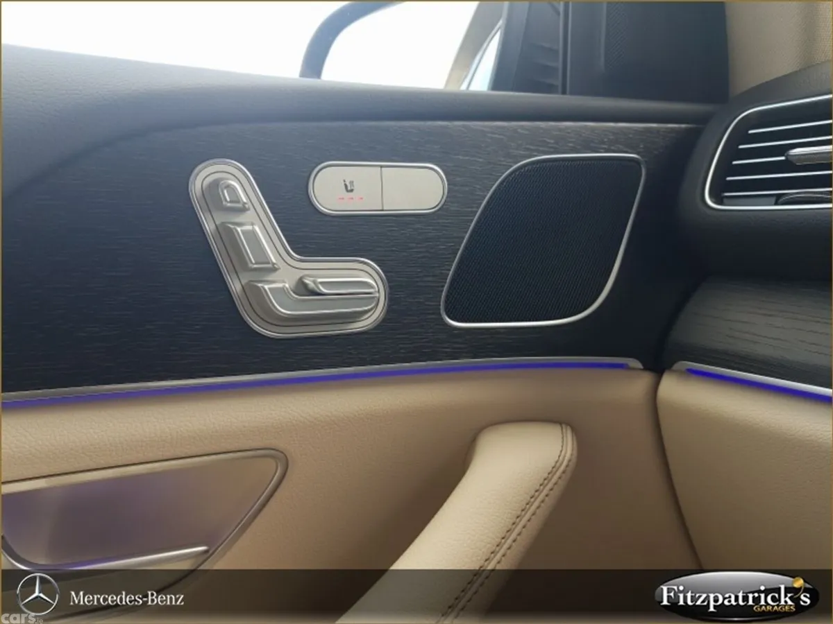 Mercedes-Benz GLE SUV, Diesel Plug-in Hybrid, 2027, Blue