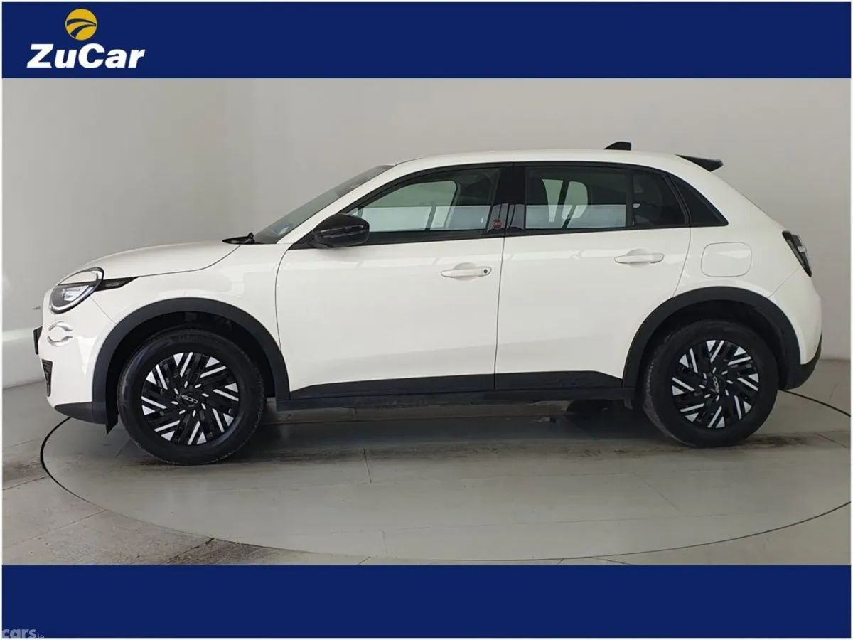 Fiat 600 Hatchback, Electric, 2025, White
