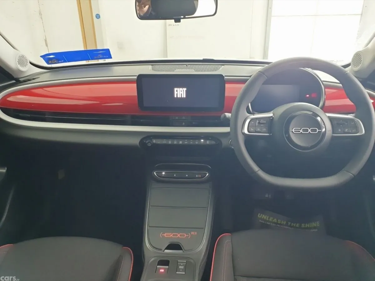 Fiat 600 Hatchback, Electric, 2025, White
