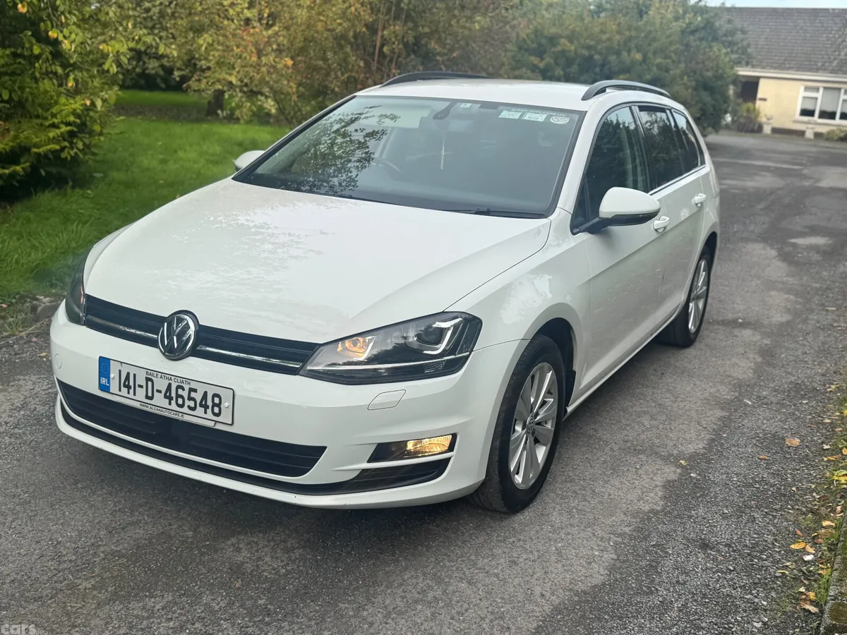 Volkswagen Golf Estate, Petrol, 2014, White