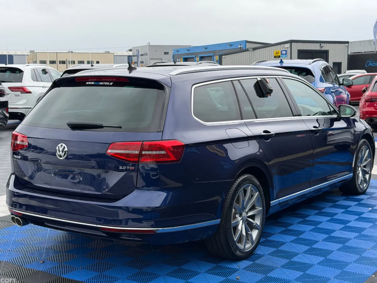 Volkswagen Passat Estate, Diesel, 2019, Blue