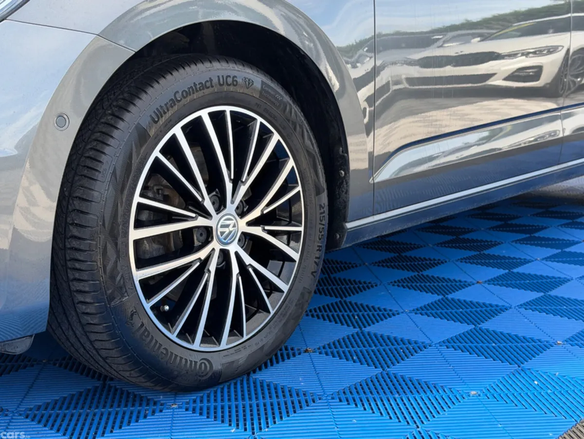 Volkswagen Touran MPV, Diesel, 2018, Grey