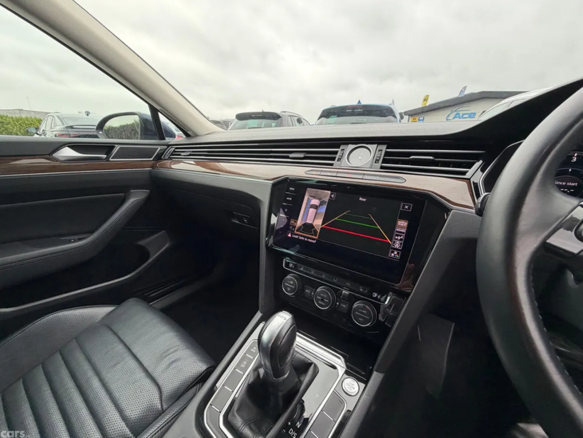 Volkswagen Passat Estate, Diesel, 2019, Blue