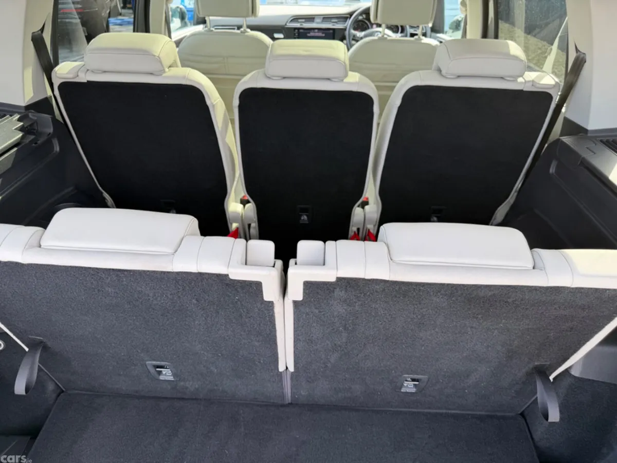 Volkswagen Touran MPV, Diesel, 2018, Grey