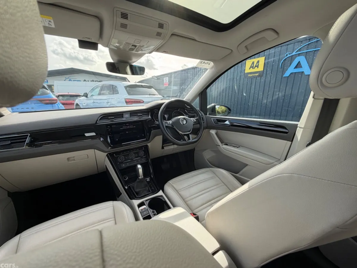 Volkswagen Touran MPV, Diesel, 2018, Grey