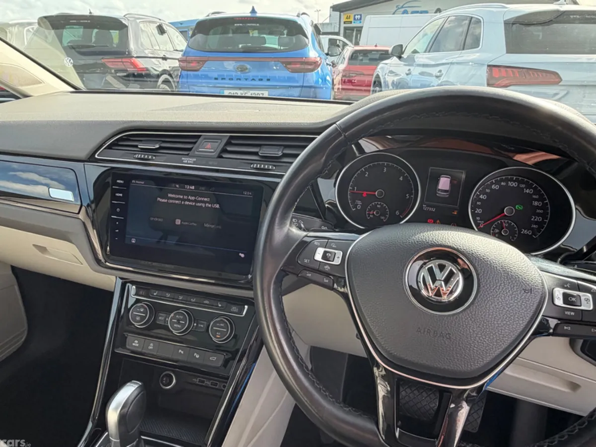 Volkswagen Touran MPV, Diesel, 2018, Grey