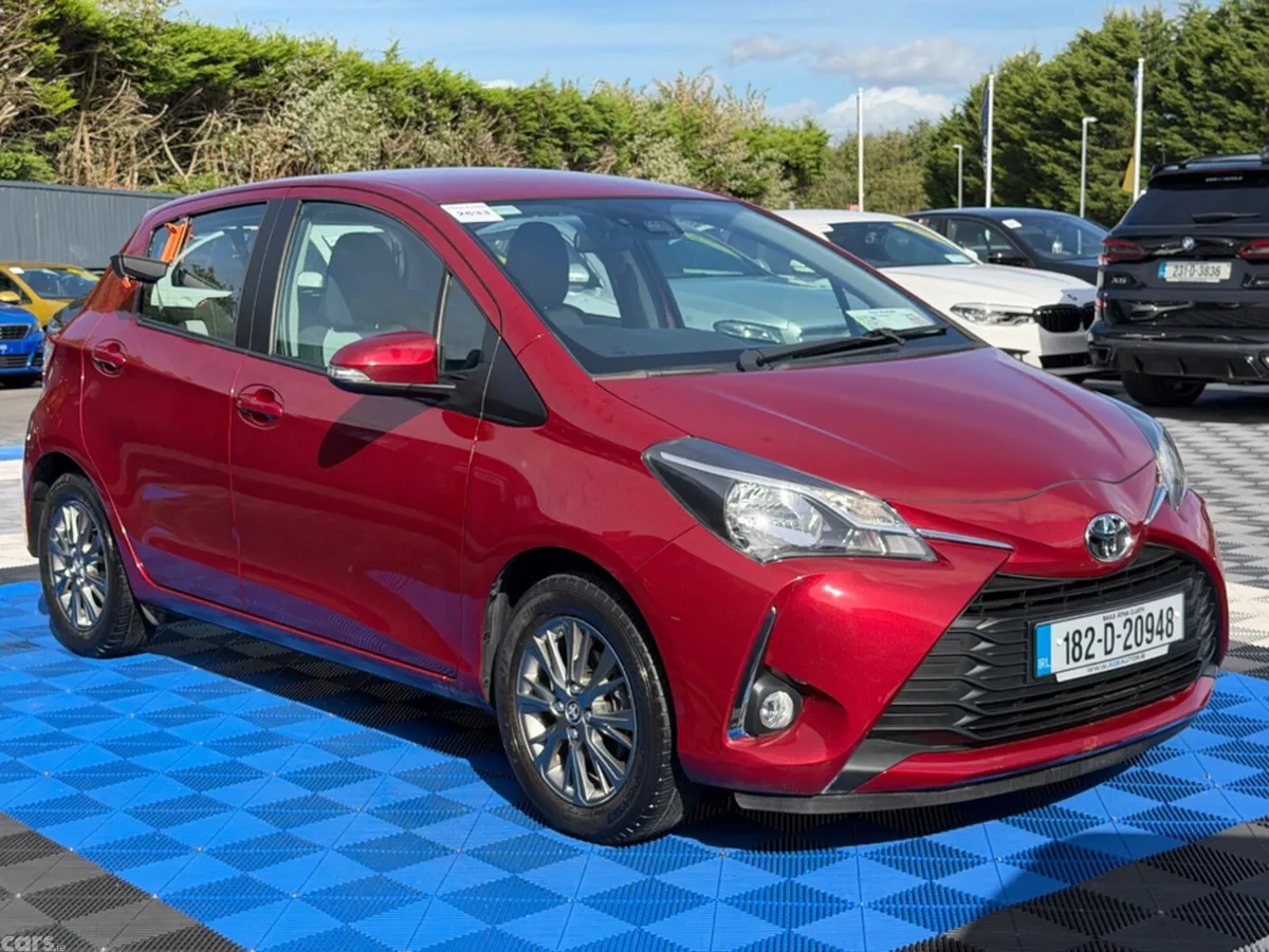 Toyota Yaris Hatchback, Petrol, 2018, Red