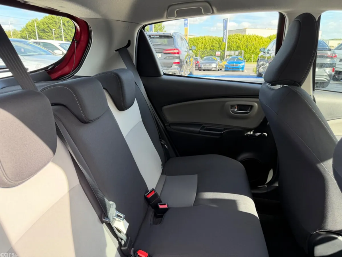 Toyota Yaris Hatchback, Petrol, 2018, Red