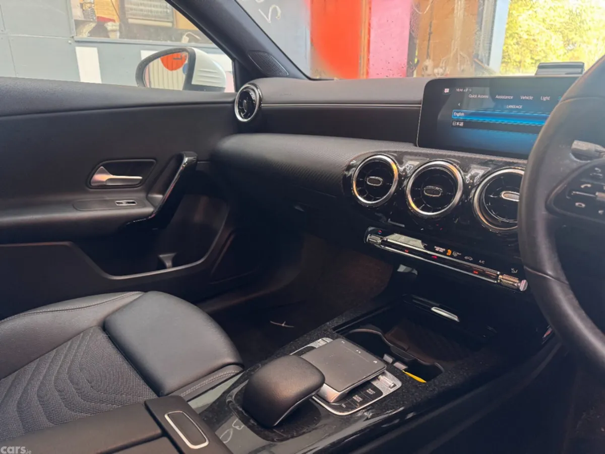 Mercedes-Benz A-Class Hatchback, Petrol, 2019, White
