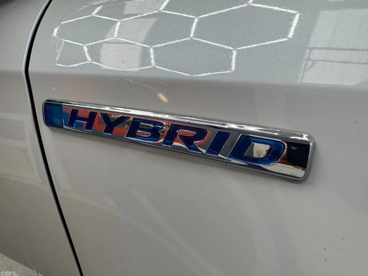 Honda CR-V SUV, Petrol Hybrid, 2019, White