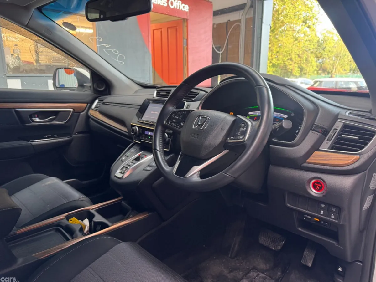 Honda CR-V SUV, Petrol Hybrid, 2019, White