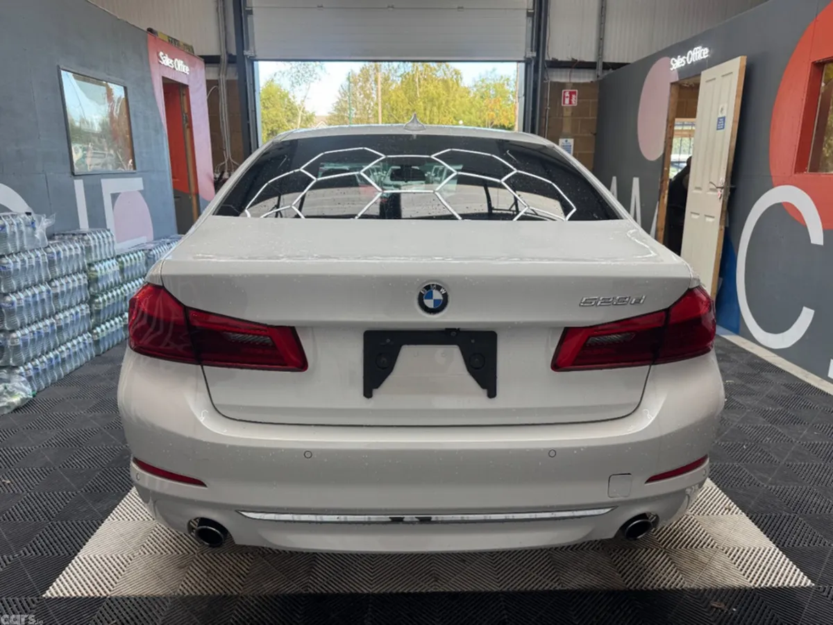 BMW 5-Series Saloon, Diesel, 2017, White