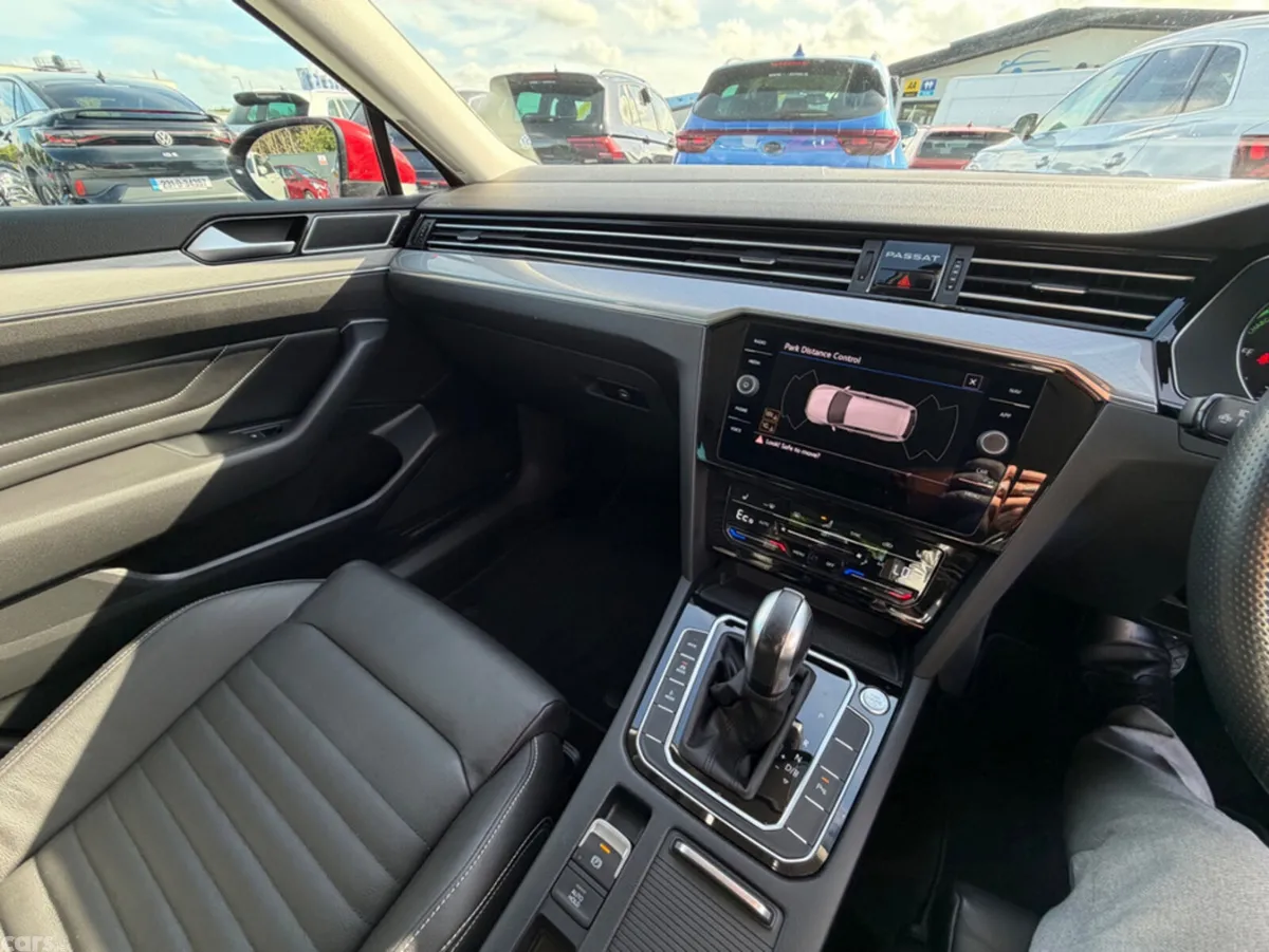 Volkswagen Passat Estate, Petrol Hybrid, 2022, Red