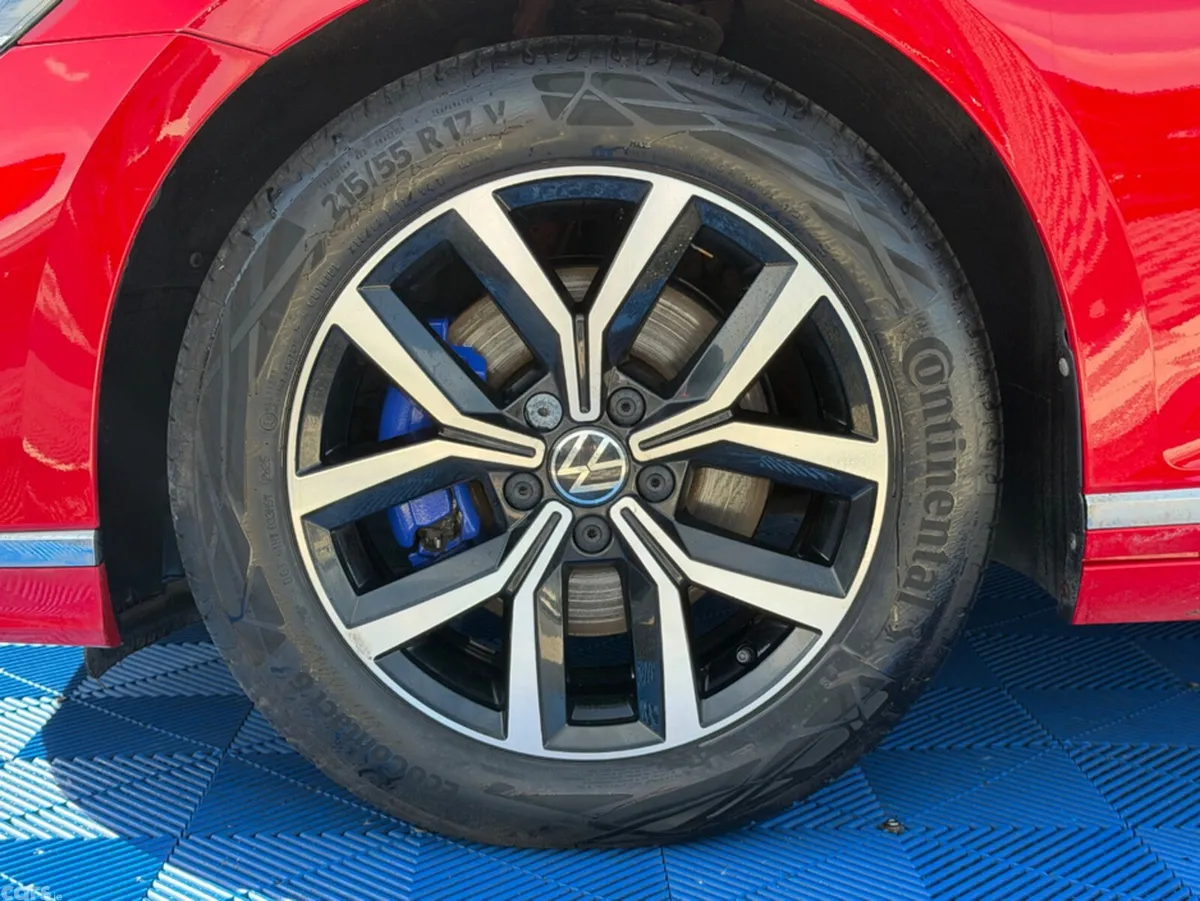 Volkswagen Passat Estate, Petrol Plug-in Hybrid, 2022, Red