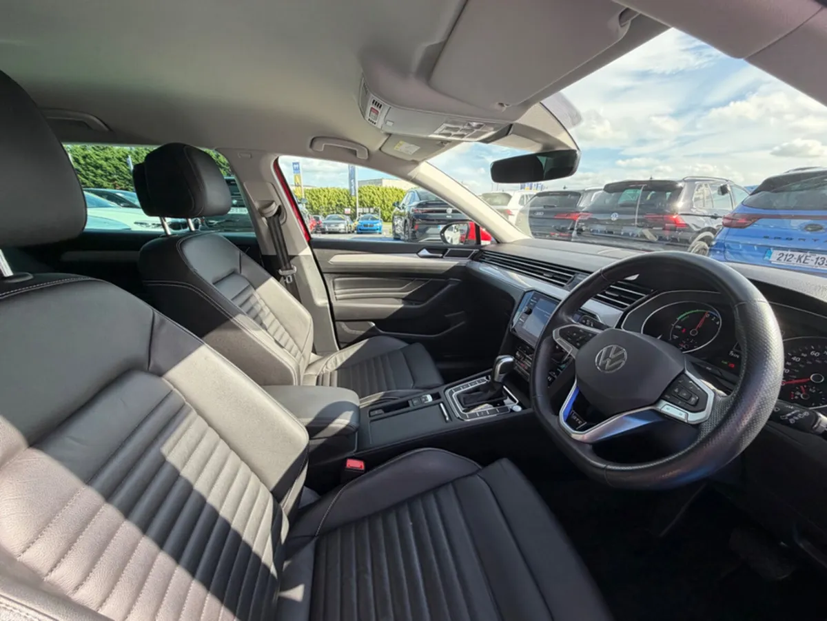 Volkswagen Passat Estate, Petrol Plug-in Hybrid, 2022, Red