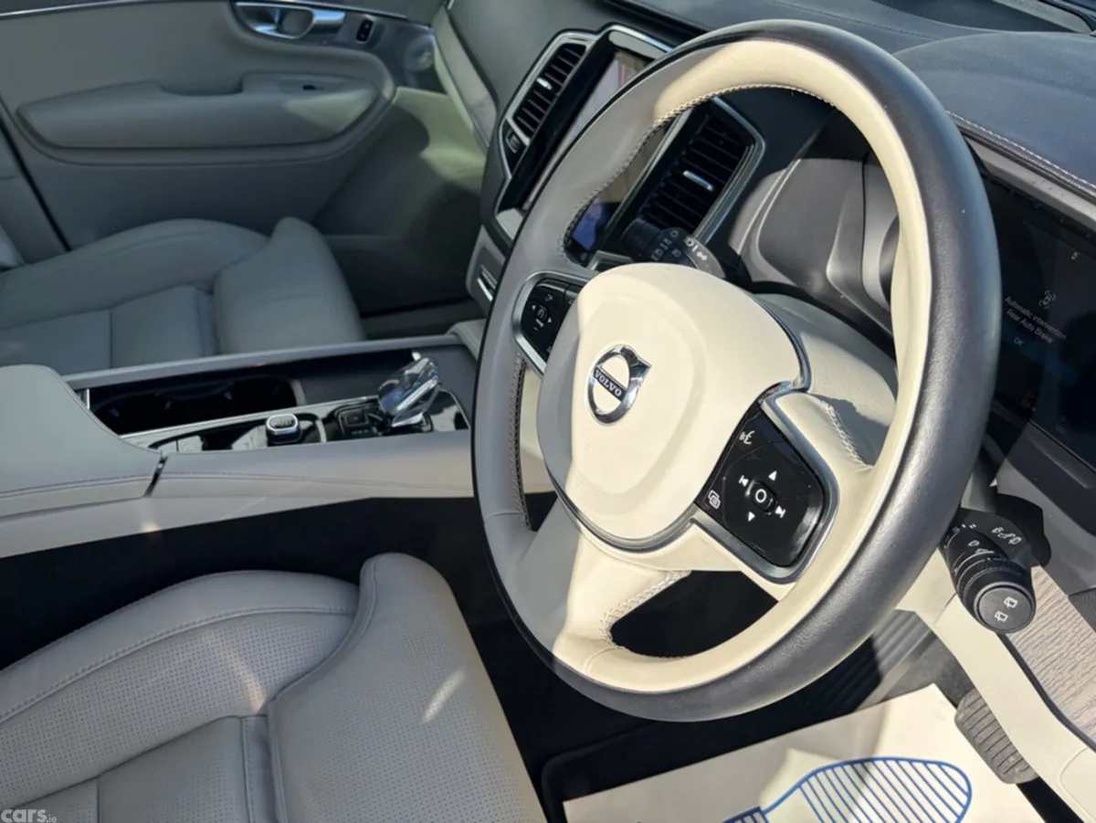 Volvo XC90 Estate, Petrol Plug-in Hybrid, 2024, Black