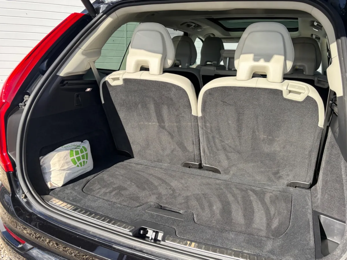 Volvo XC90 Estate, Petrol Plug-in Hybrid, 2024, Black