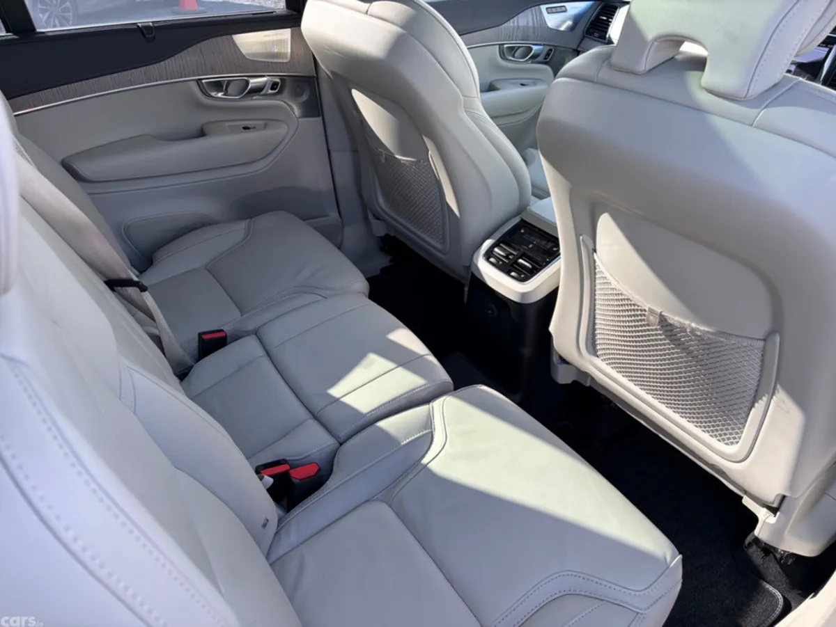 Volvo XC90 Estate, Petrol Plug-in Hybrid, 2024, Black