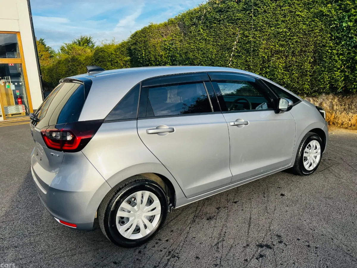 Honda Fit Hatchback, Petrol Hybrid, 2021, Silver