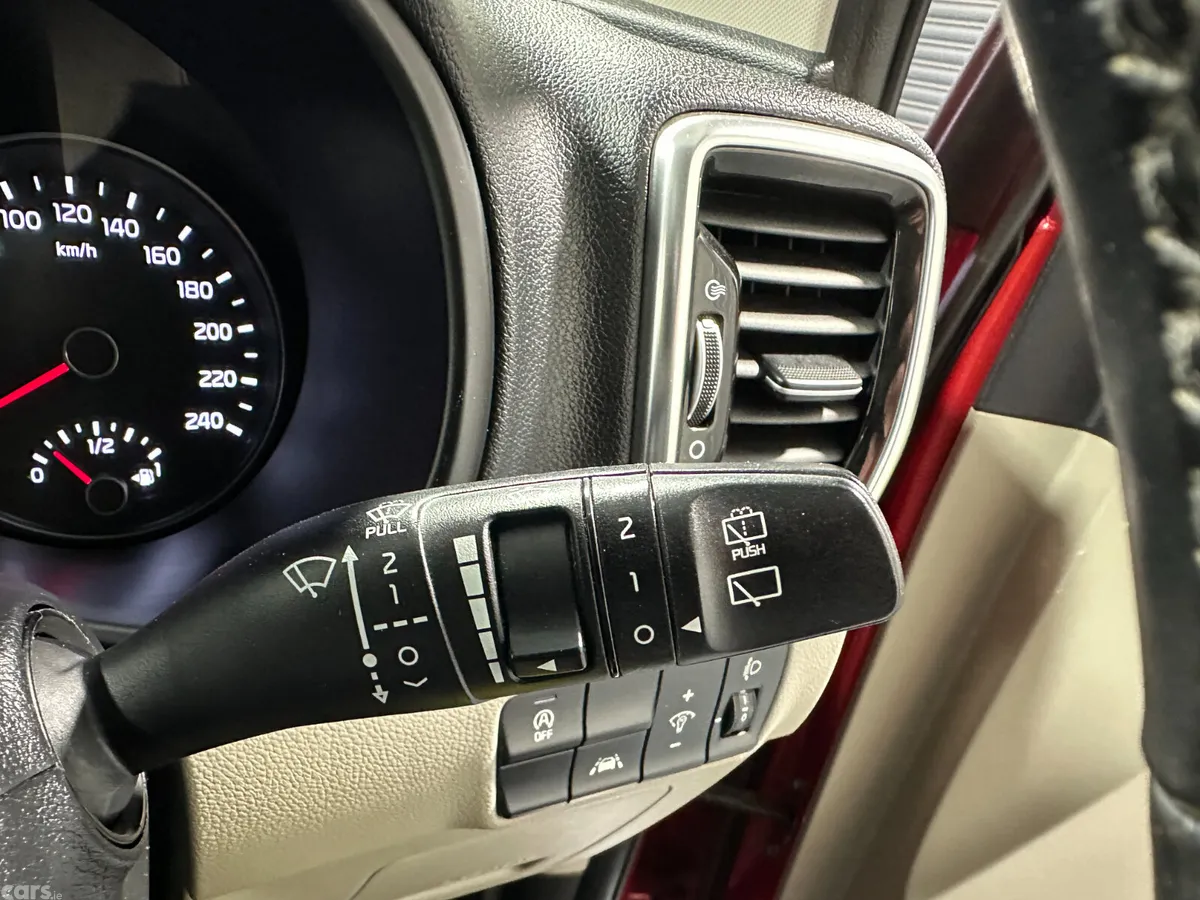 Kia Sportage SUV, Diesel, 2019, Red