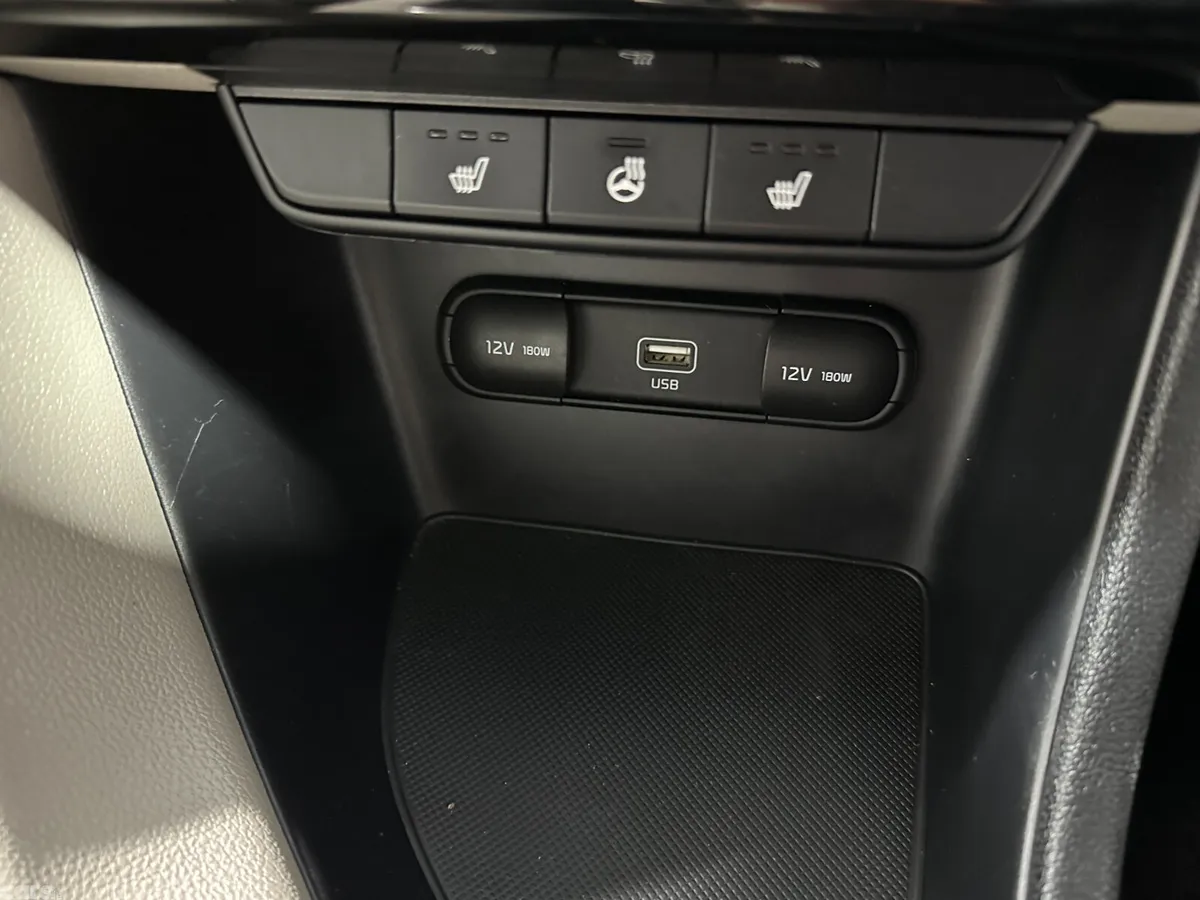 Kia Sportage SUV, Diesel, 2019, Red