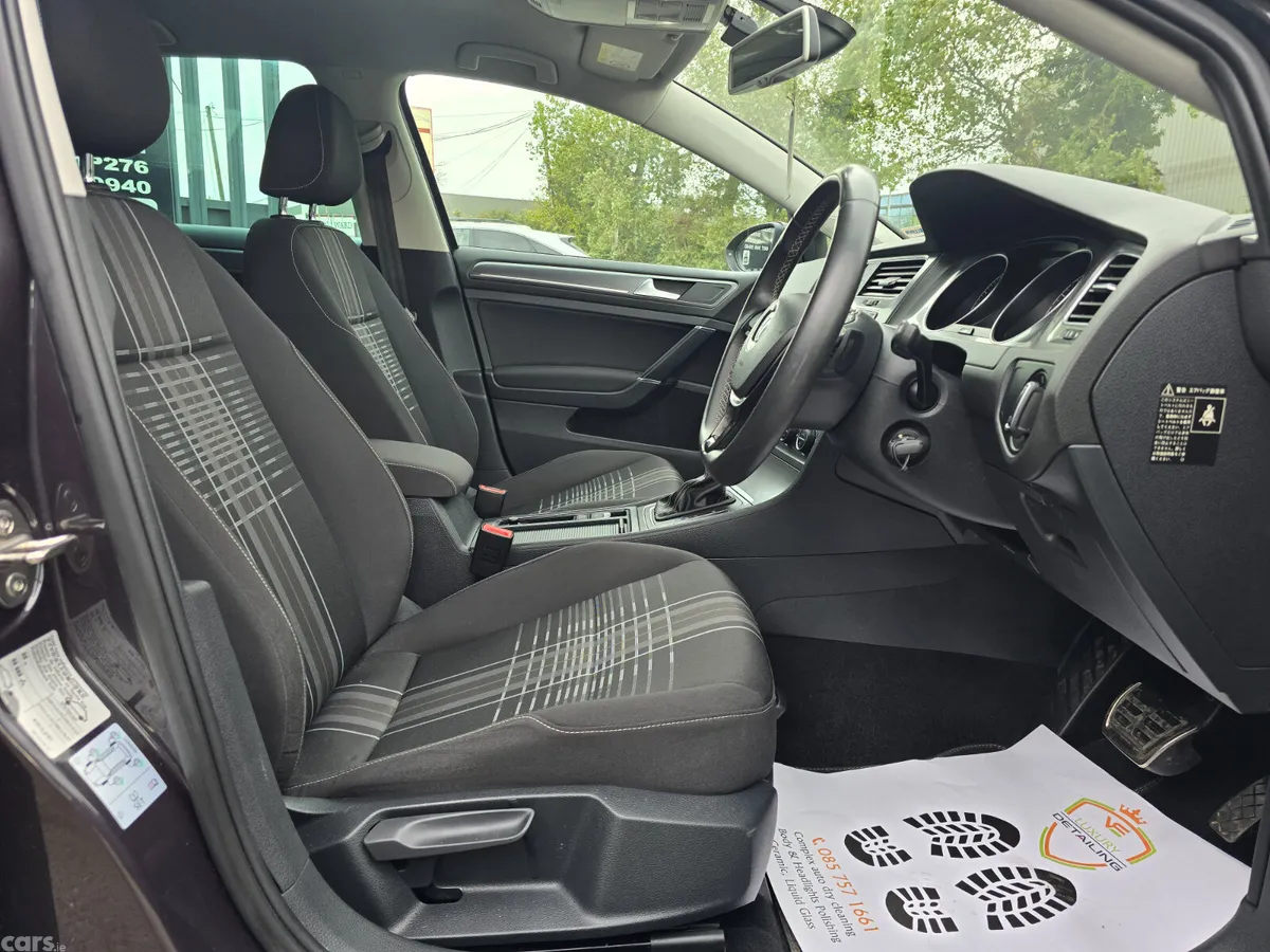 Volkswagen Golf Hatchback, Petrol, 2015, Grey