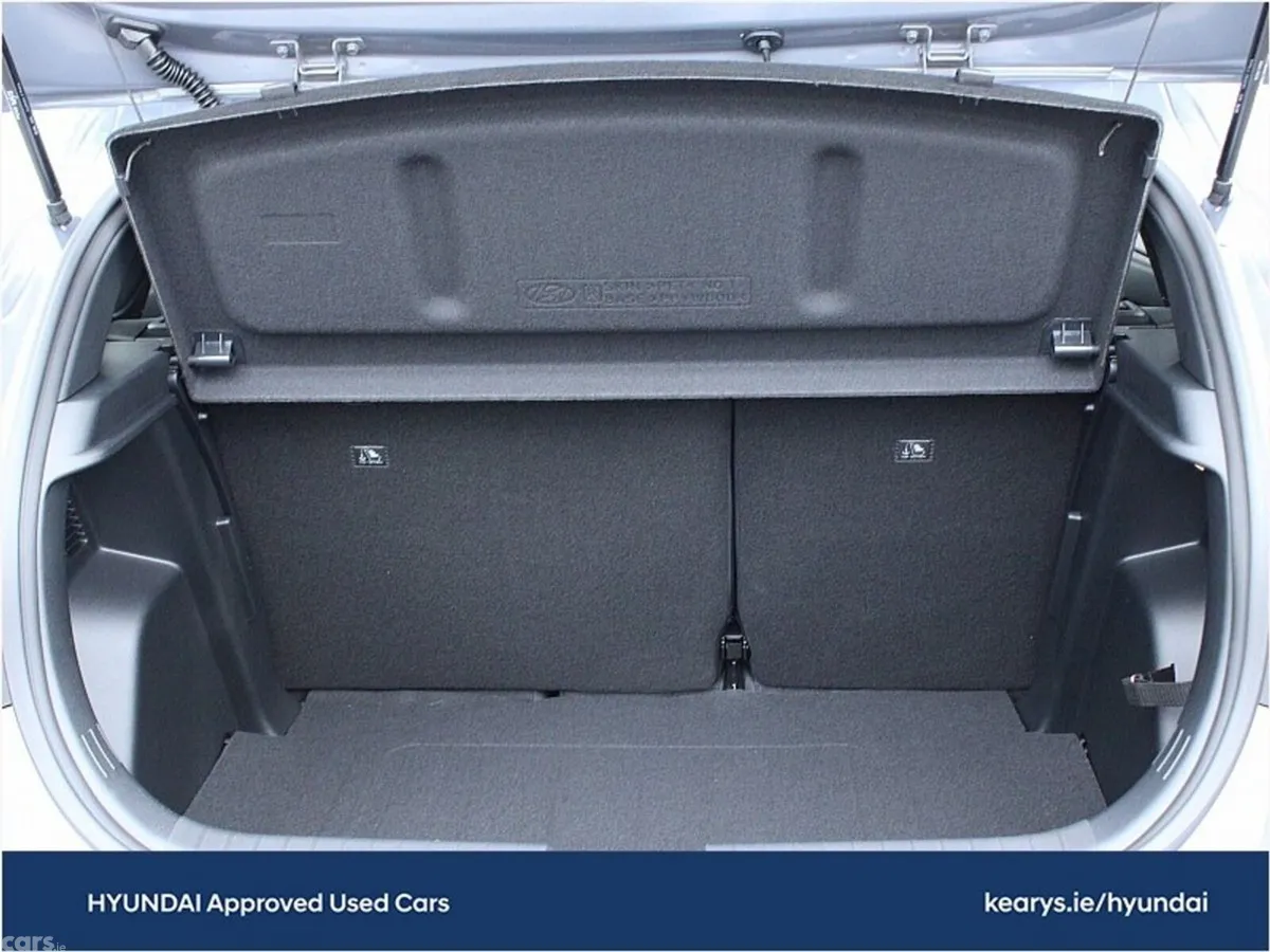 Hyundai i20 Hatchback, Petrol, 2026, Blue