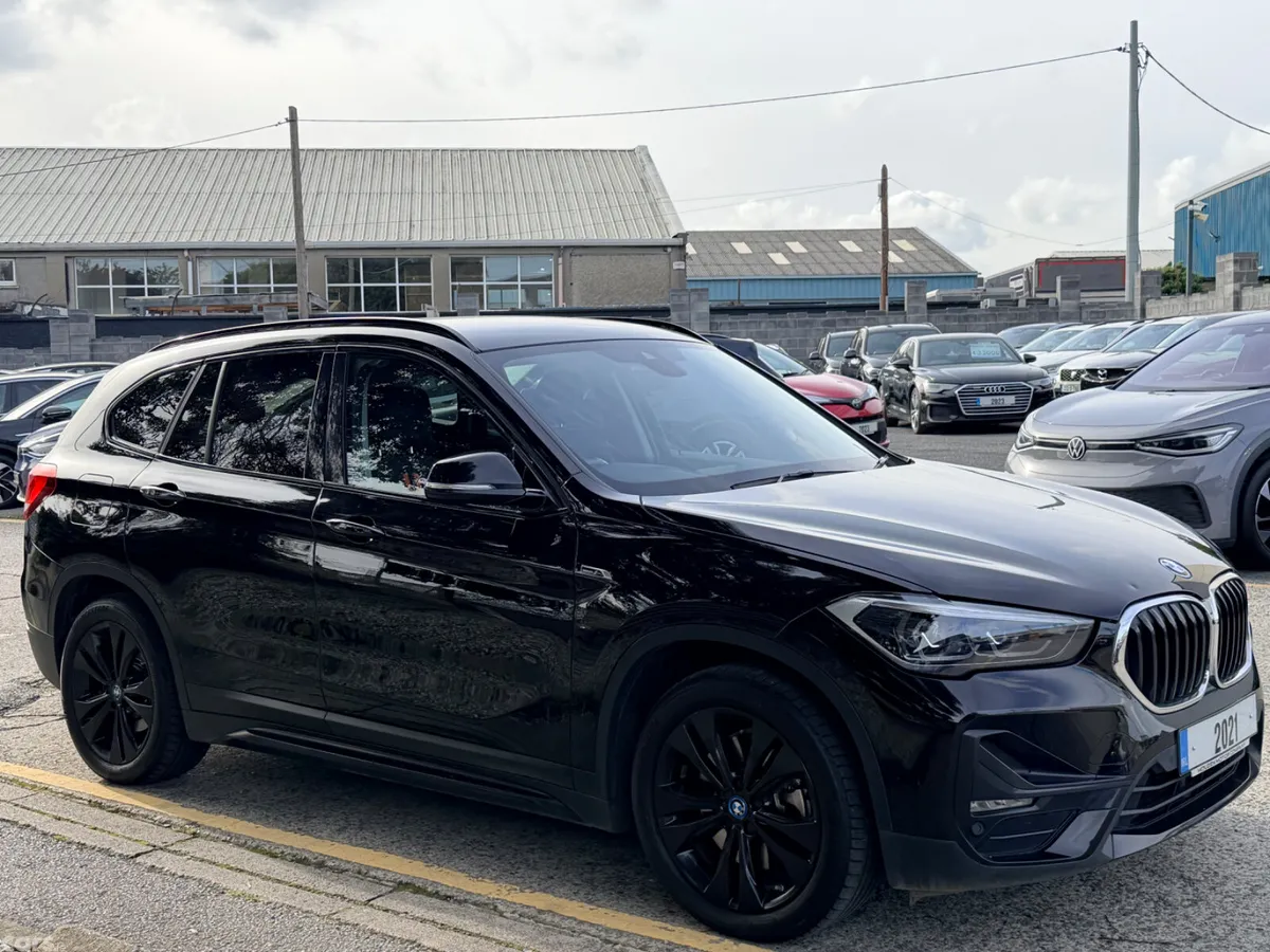 BMW X1 SUV, Petrol Plug-in Hybrid, 2022, Black