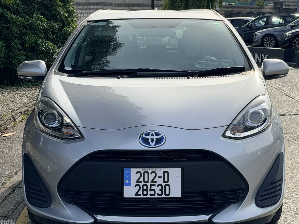 Toyota Aqua Hatchback, Petrol Hybrid, 2020, Silver