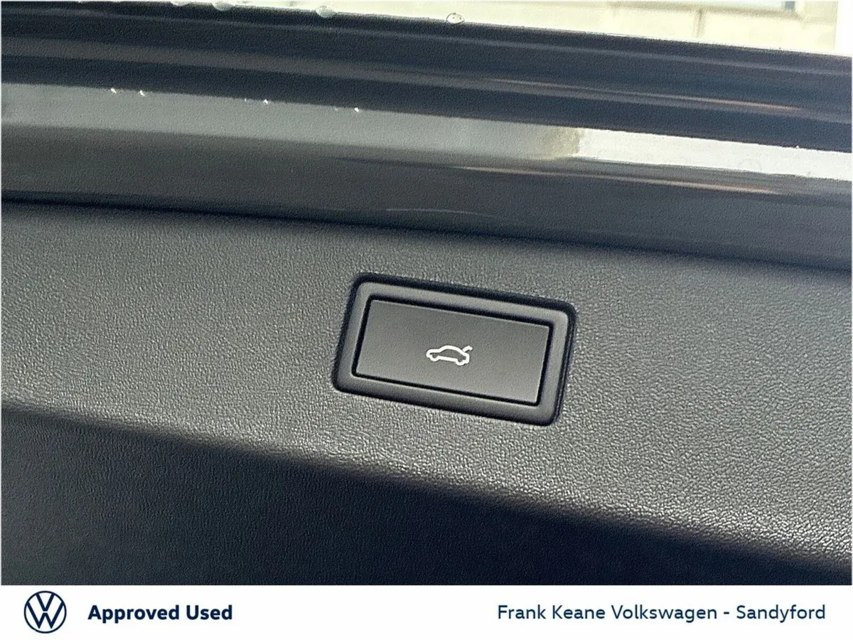Volkswagen Tiguan SUV, Petrol Plug-in Hybrid, 2026, Grey