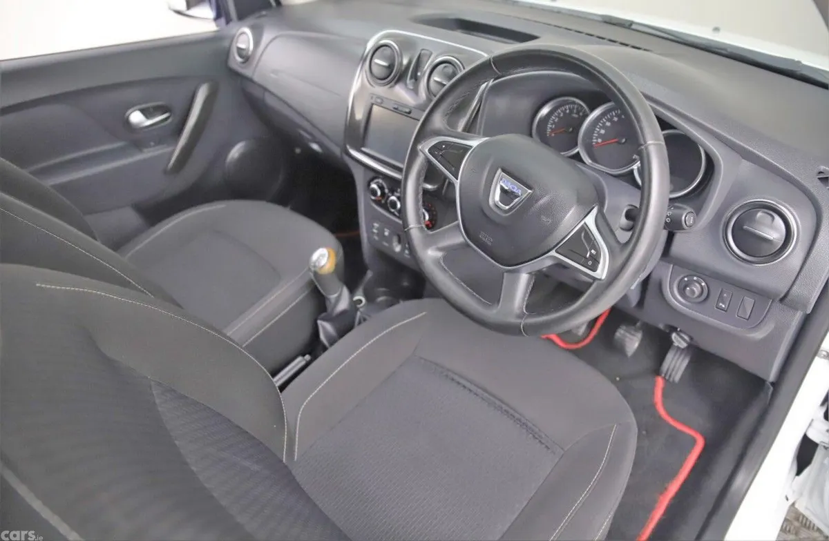 Dacia Sandero Hatchback, Petrol, 2018, White