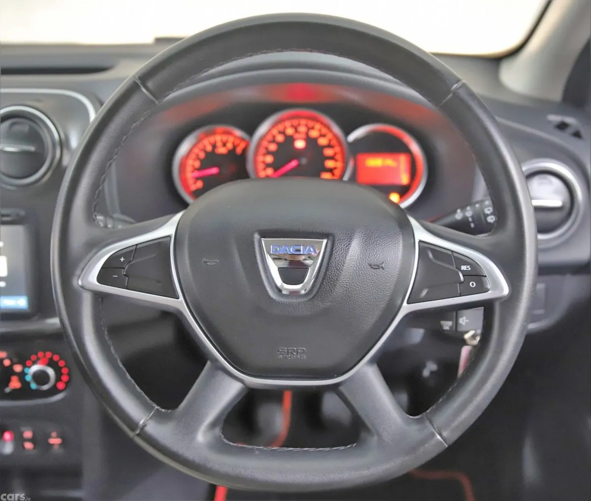 Dacia Sandero Hatchback, Petrol, 2018, White