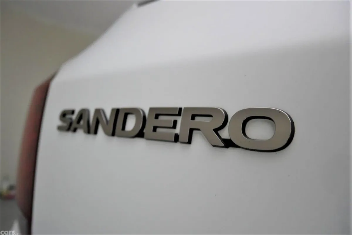 Dacia Sandero Hatchback, Petrol, 2018, White
