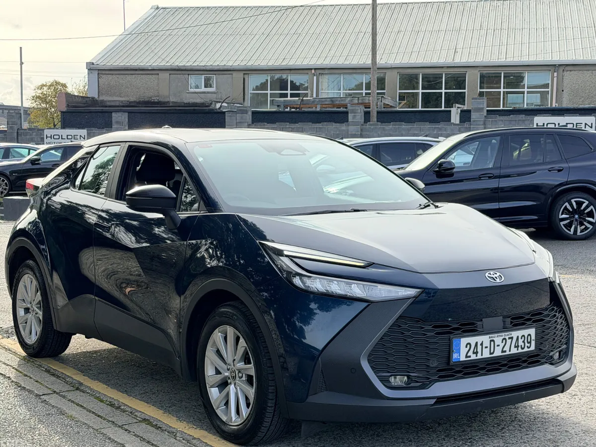Toyota C-HR Hatchback, Petrol Hybrid, 2024, Blue