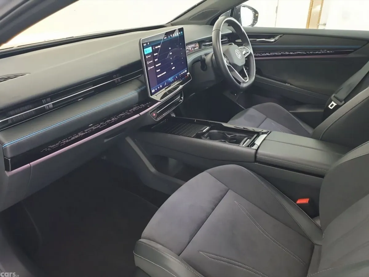 Volkswagen ID.7 Saloon, Electric, 2024, Grey