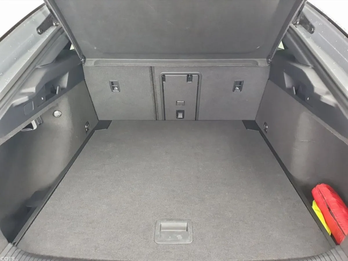 Volkswagen ID.7 Saloon, Electric, 2024, Grey