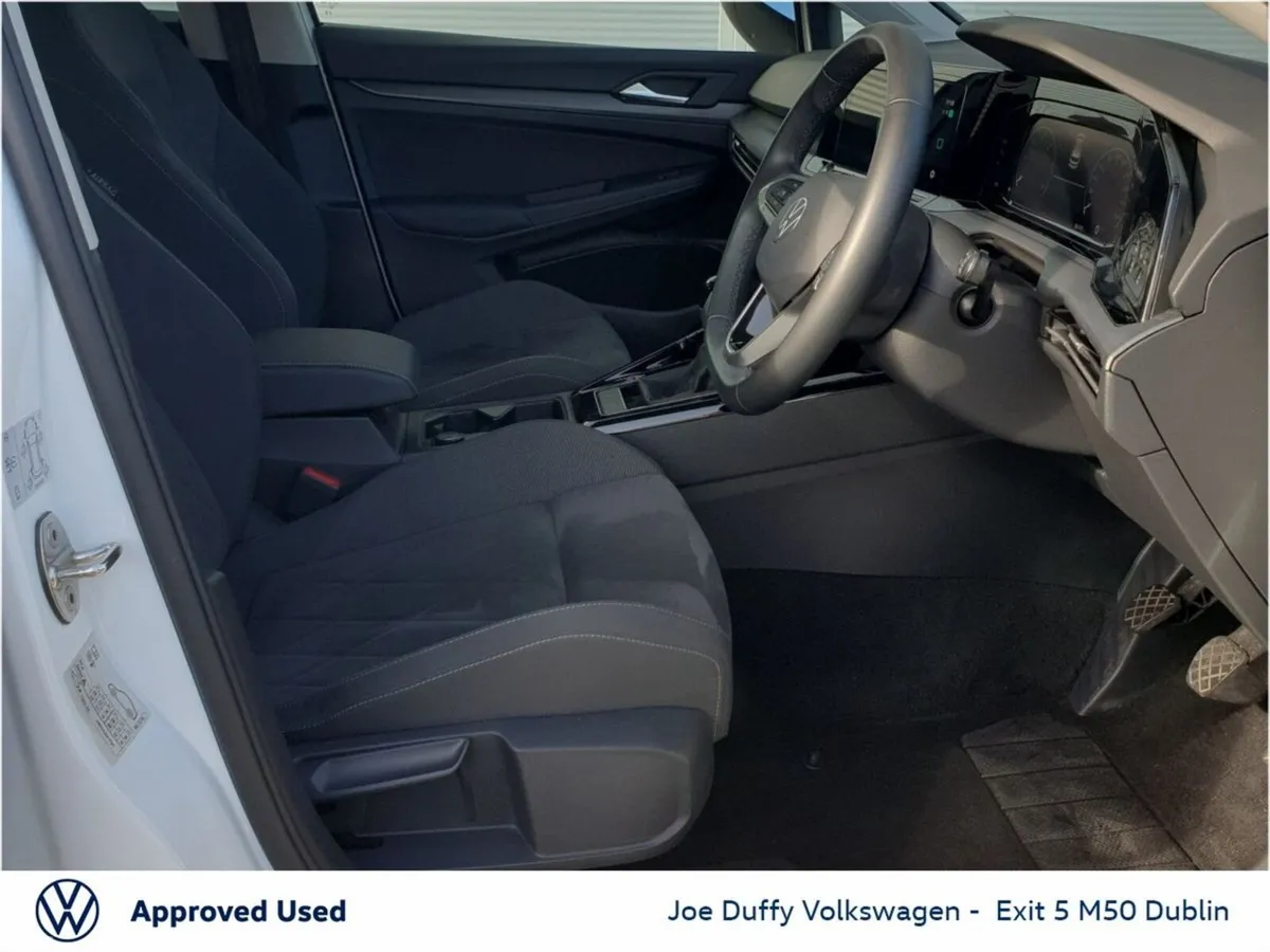 Volkswagen Golf Estate, Diesel, 2024, White