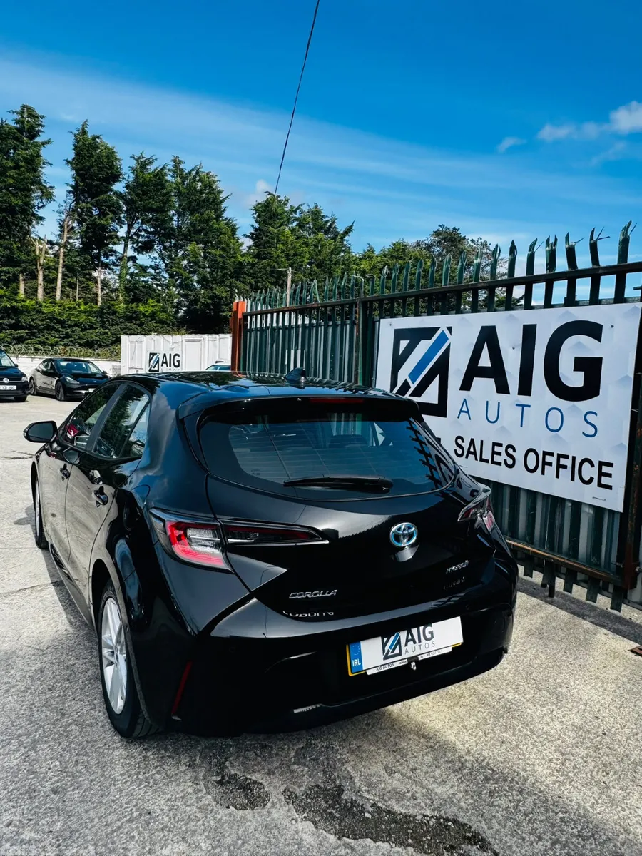 Toyota Corolla Hatchback, Petrol Hybrid, 2021, Black