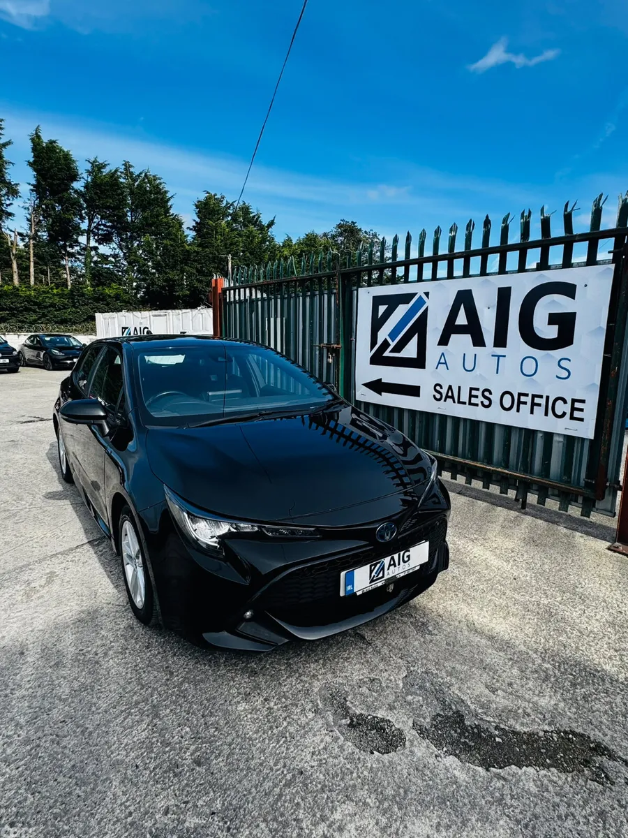 Toyota Corolla Hatchback, Petrol Hybrid, 2021, Black