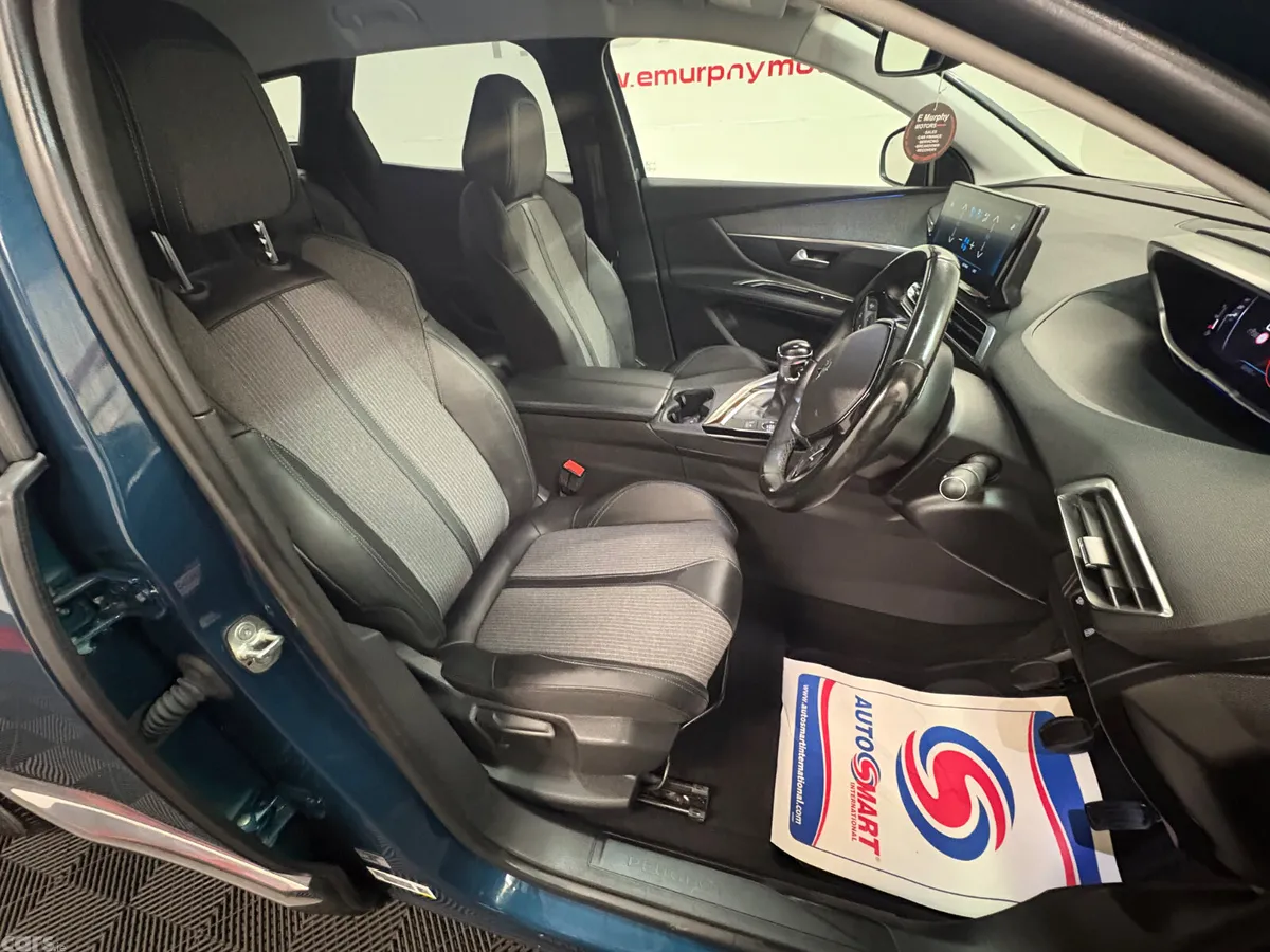 Peugeot 3008 SUV, Diesel, 2022, Blue